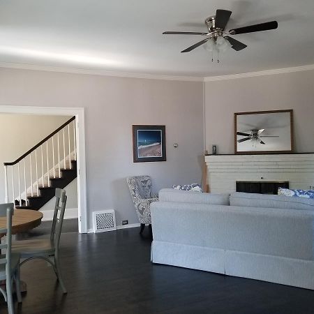 Charlevoix House Bed & Breakfast Екстериор снимка