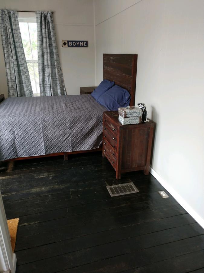 Charlevoix House Bed & Breakfast Екстериор снимка