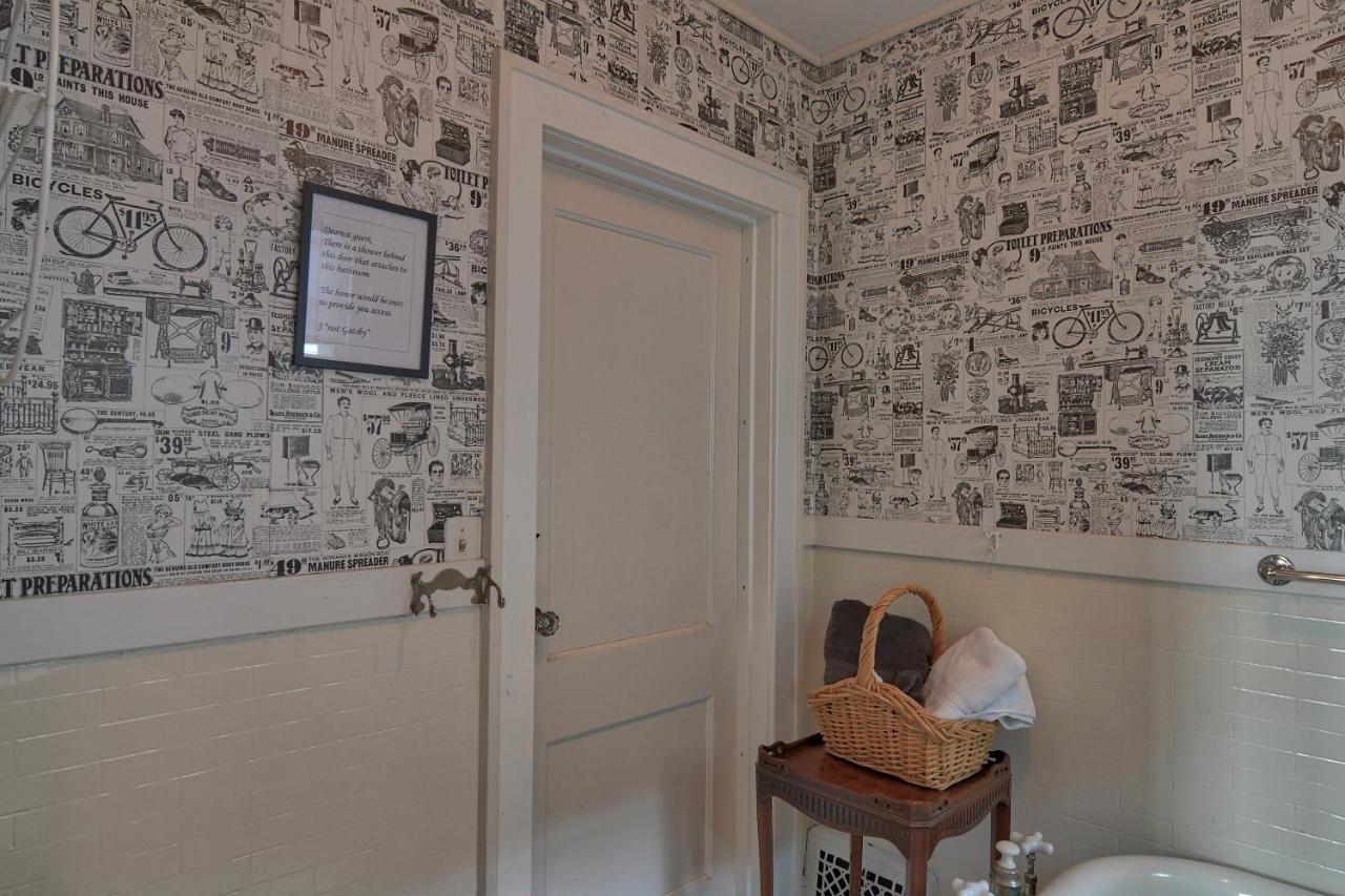 Charlevoix House Bed & Breakfast Екстериор снимка