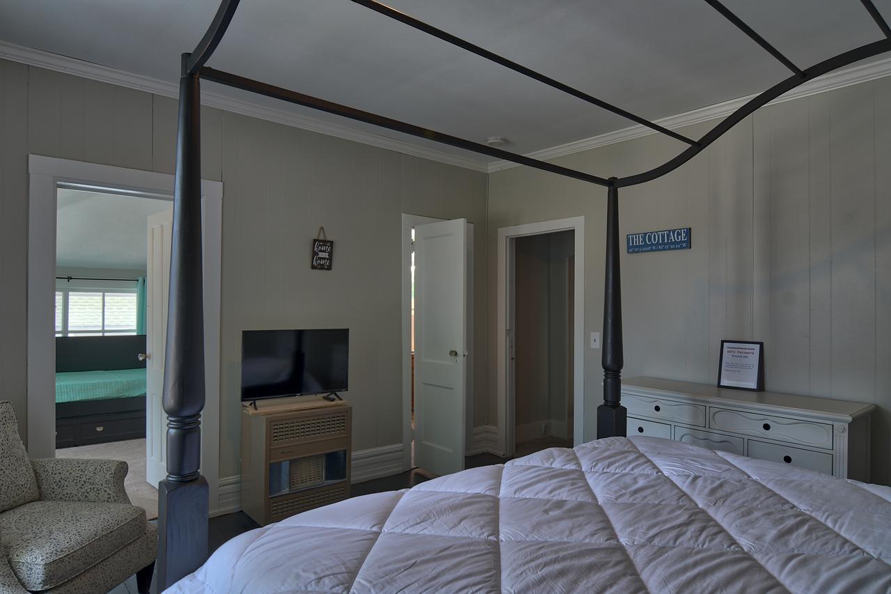 Charlevoix House Bed & Breakfast Екстериор снимка