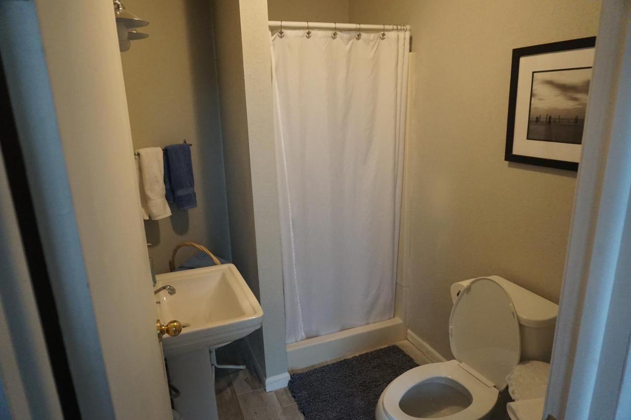 Charlevoix House Bed & Breakfast Екстериор снимка